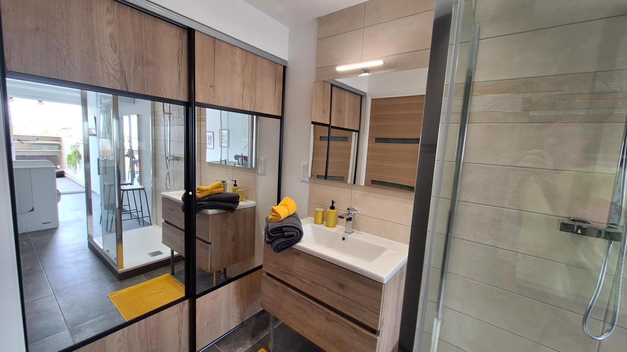 Apartment Capnat 340 Pas Seulement Desire *